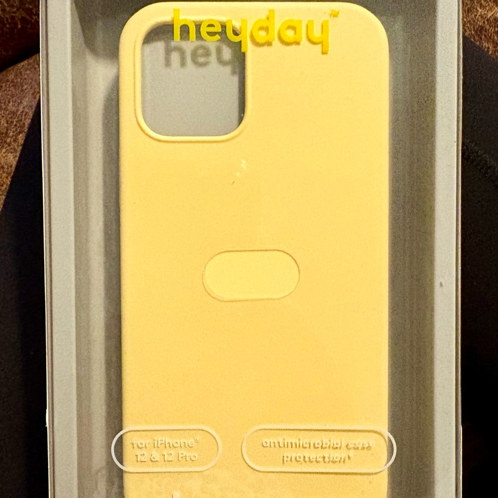 Heyday Soft Yellow iPhone 12/12 Pro Case